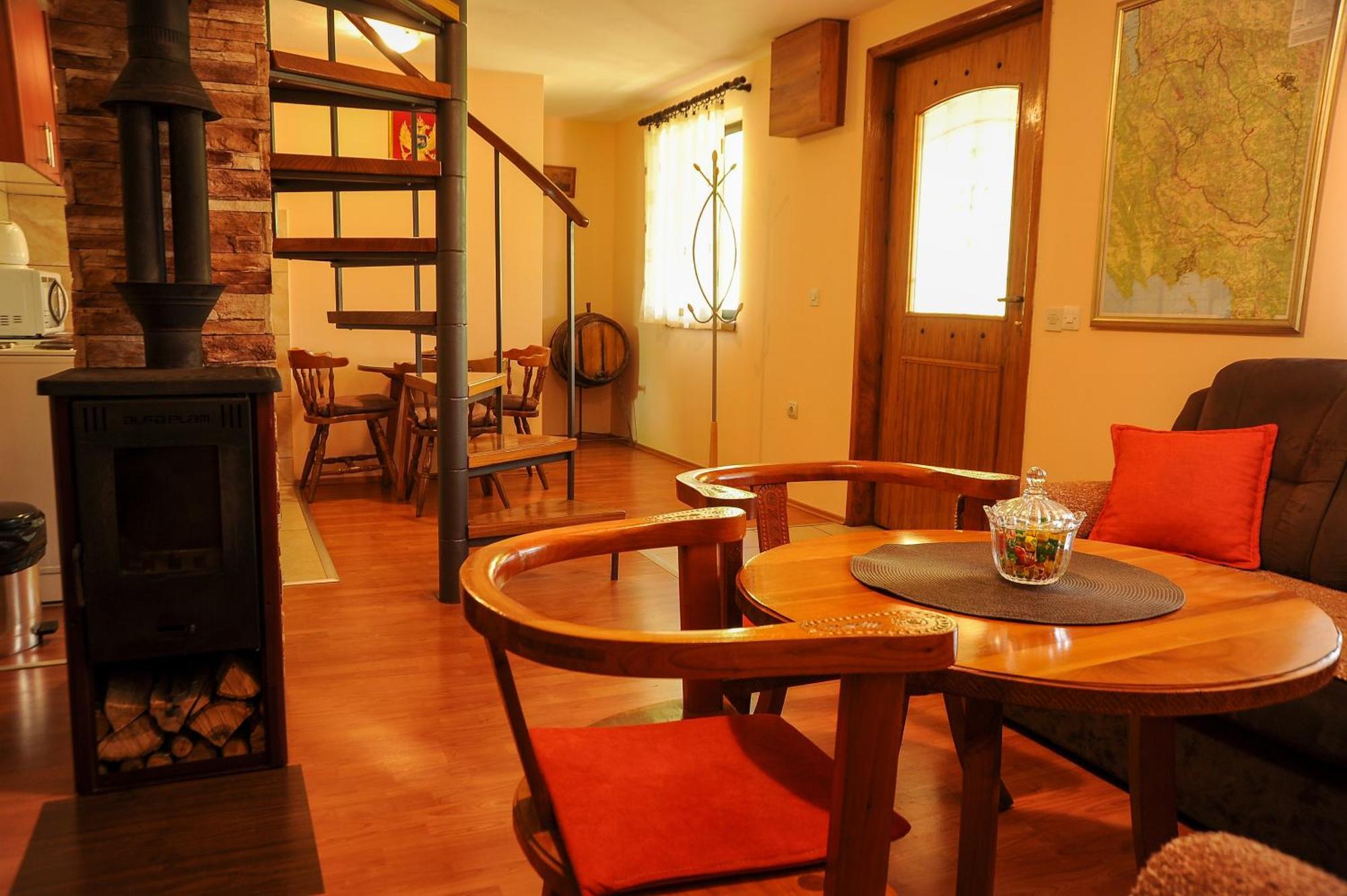 Lovcen4Me Villa Cetinje Eksteriør billede